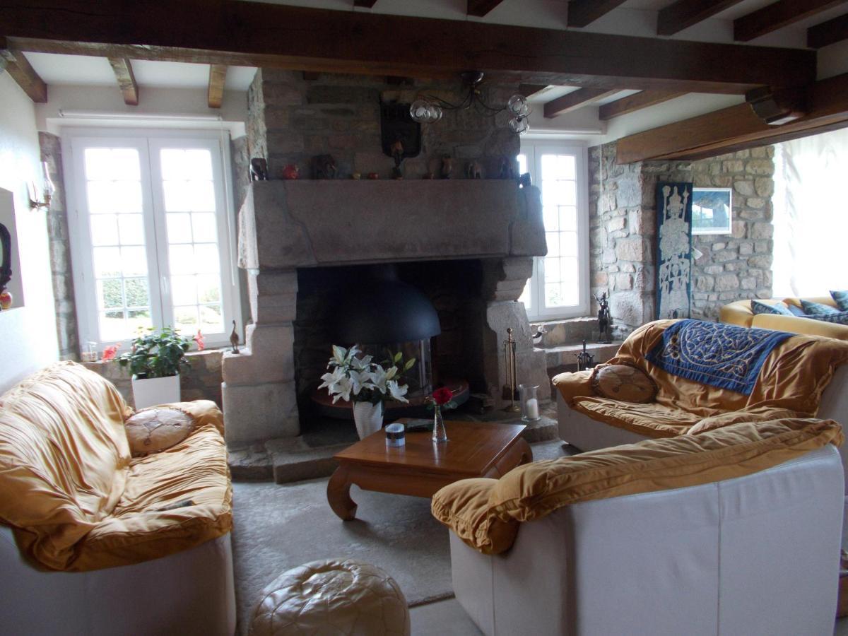 Bed and Breakfast Les Ajoncs Plougrescant Exterior foto