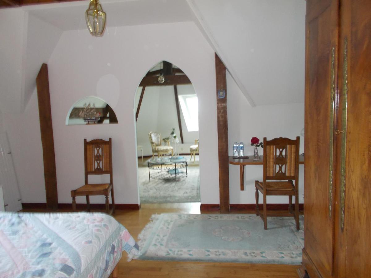 Bed and Breakfast Les Ajoncs Plougrescant Exterior foto