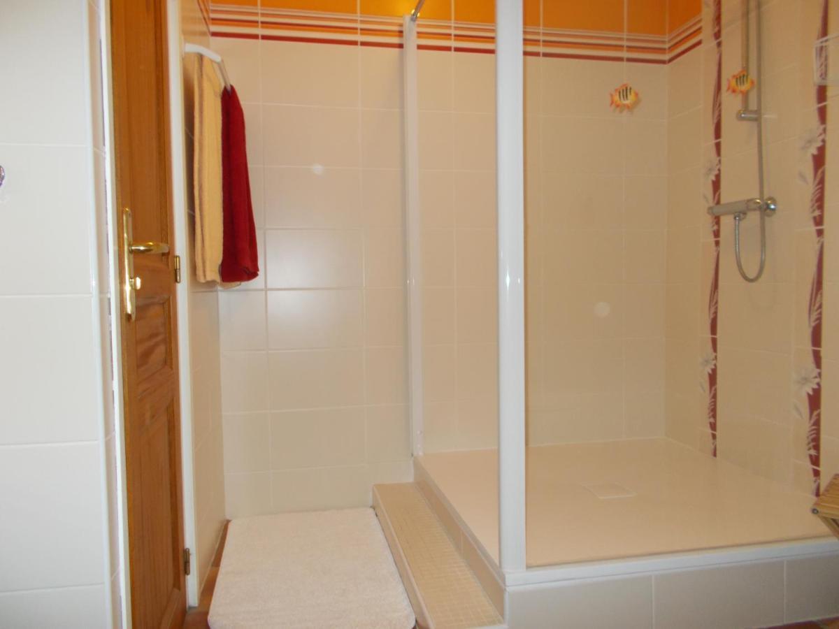 Bed and Breakfast Les Ajoncs Plougrescant Exterior foto